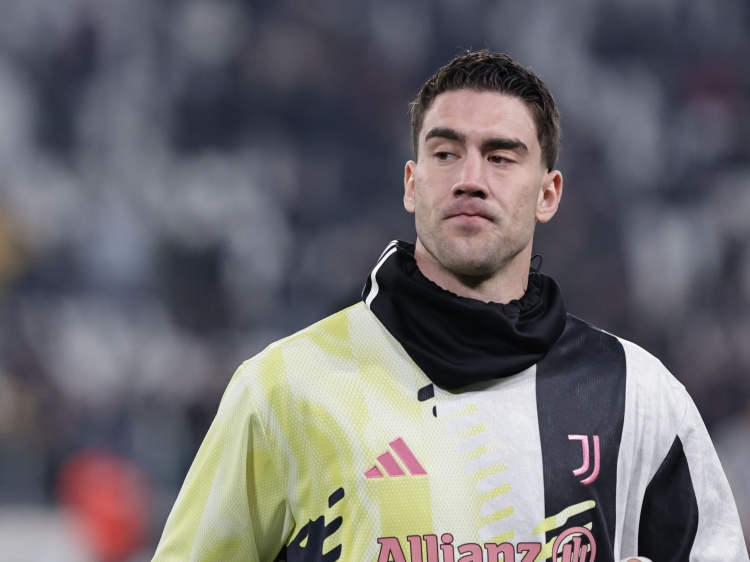 开云下载-米体：尤文希望出售弗拉霍维奇，愿为球员提供一笔遣散费