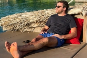 从未设想的恰饭道路名记罗马诺成为马尔代夫旅游全球推广大使