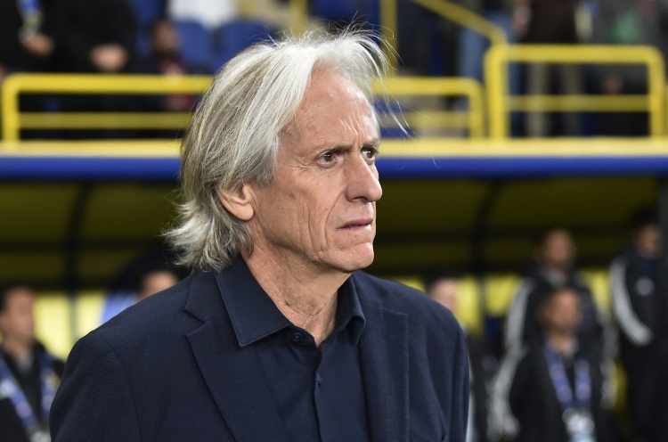 开云APP-5-2大胜！胜利主帅：我们有一名出色的前锋，不好的地方是丢了2球